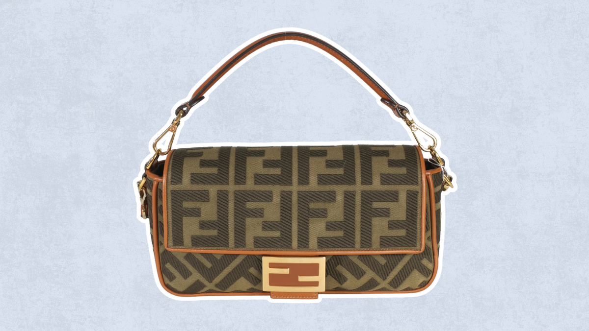 Fendi_Zucca_Baguette_Bag_fee34