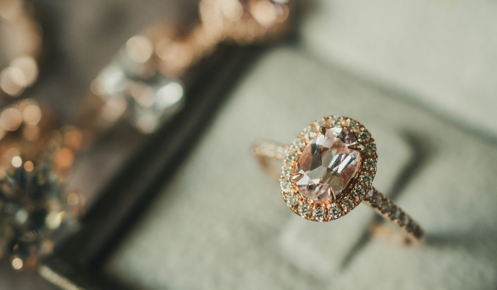 Can You Return An Engagement Ring? What To Do With The Ring | myGemma