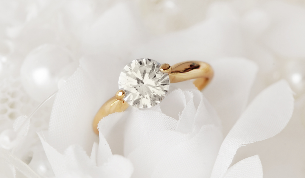 Engagement rings 2025 under 6000