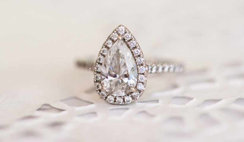 Sell An Engagement Ring In The UK