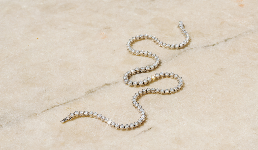 How To Sell Diamond Necklaces For The Best Prices Quick Easy Safe myGemma