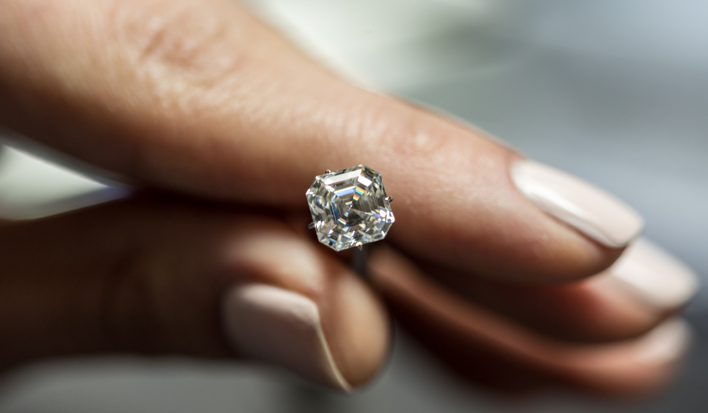 Diamonds Wholesale Singapore: Your Guide to Buying Diamonds in Bulk
