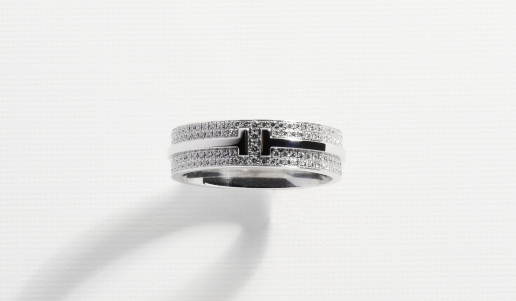 Tiffany T narrow ring in 18k white gold, 4.5 mm wide. | Tiffany & Co.