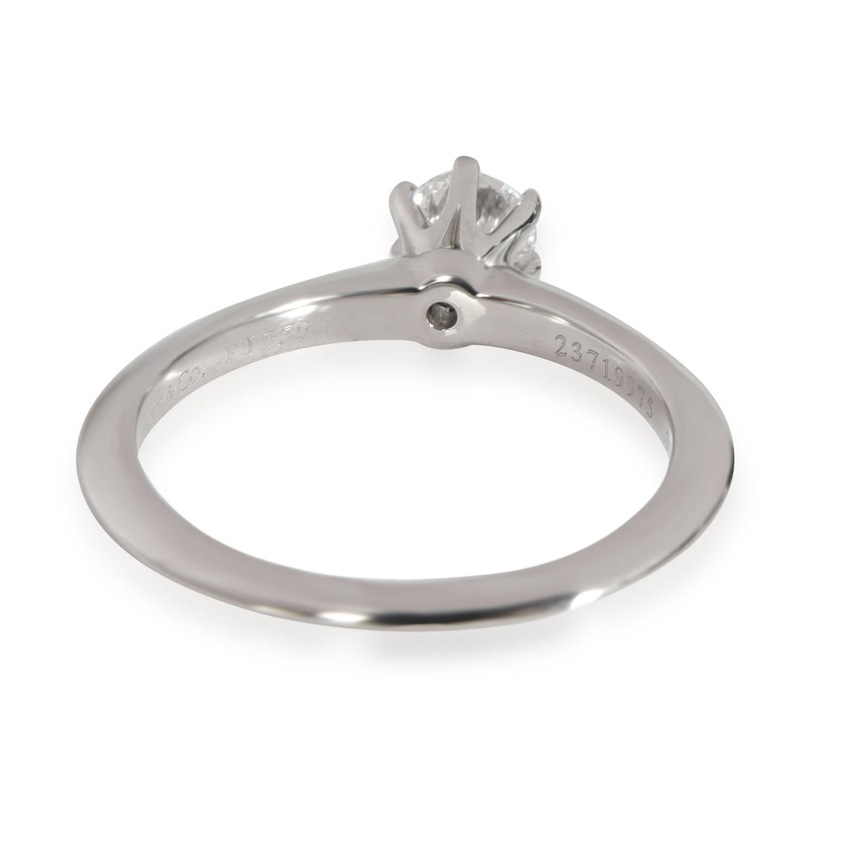 Solitaire Diamond Engagement Ring in Platinum H VS1 0.32 CTW