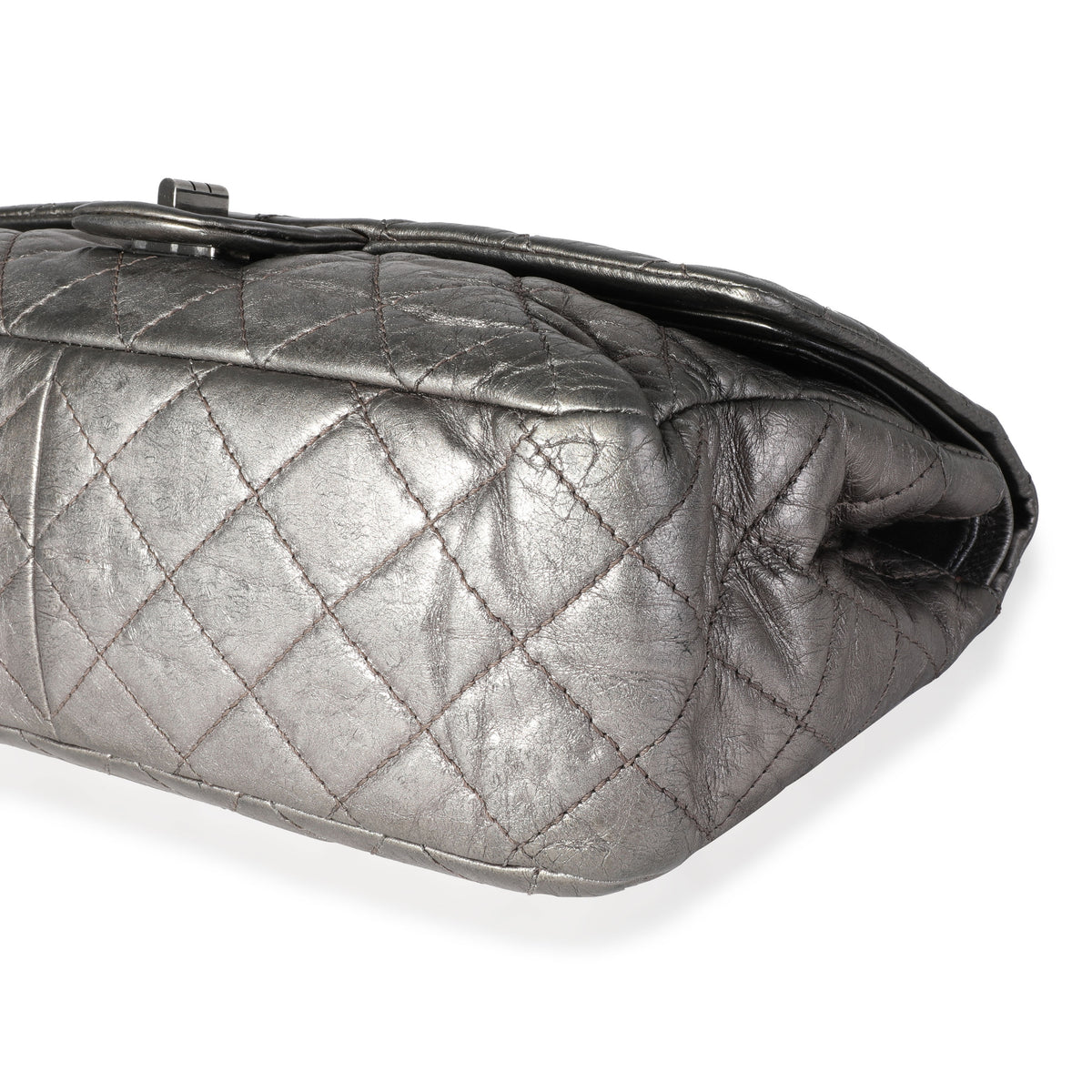 Chanel Metallic Pewter Crinkle Lambskin Reissue 2.25 227 Double Flap Bag Handbag clasp