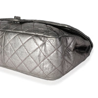 Chanel Metallic Pewter Crinkle Lambskin Reissue 2.25 227 Double Flap Bag Handbag clasp