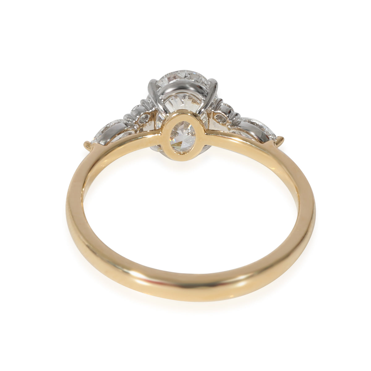 myGemma Oval 1.70 Diamond Engagement Ring in 18k Gold/Platinum GIA G SI2 1/3 Ctw Sides bv