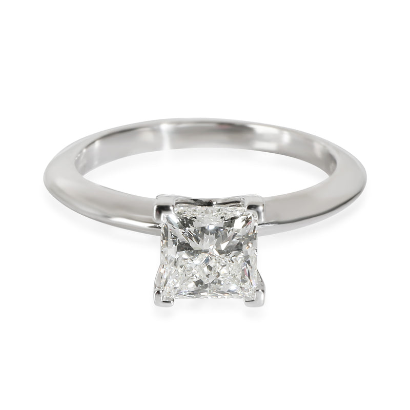 Solitaire Diamond Engagement Ring in  Platinum I VVS2 1.05 CTW