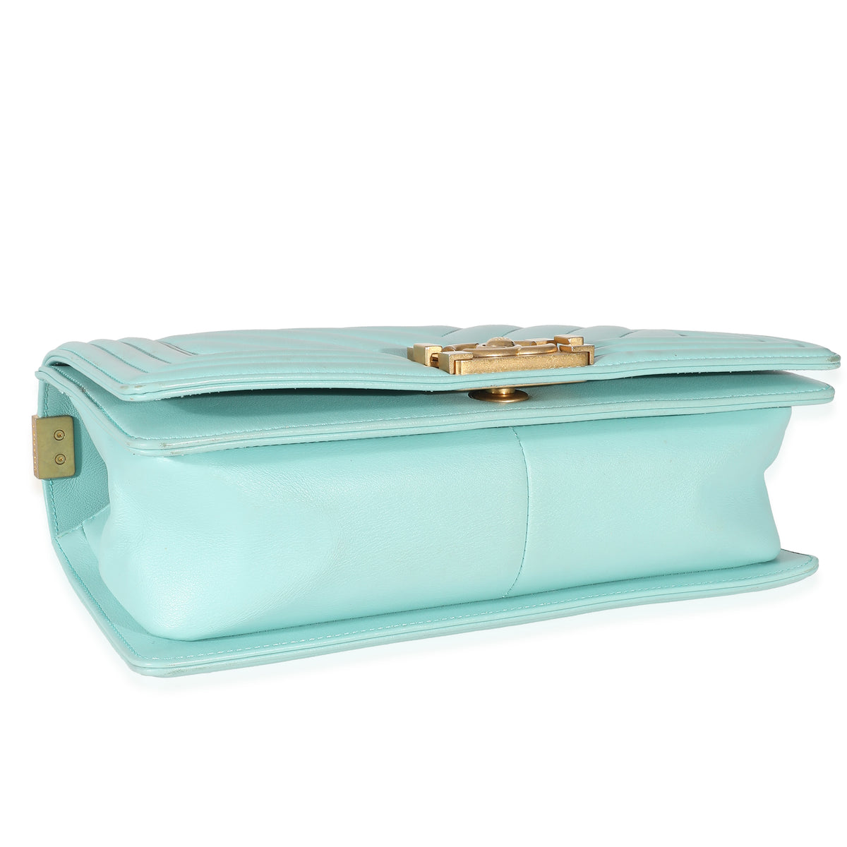 Chanel Light Blue Chevron Lambskin Medium Boy Bag Handbag clasp