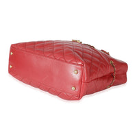 Chanel Metallic Red Quilted Calfskin CC Drawstring Tote Handbag clasp