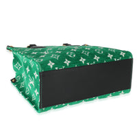 Louis Vuitton Green Jacquard LV Match Monogram Velvet Onthego PM Handbag av