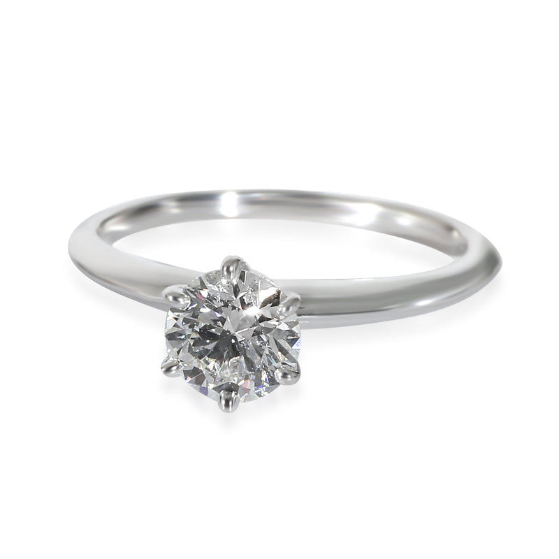 Solitaire Diamond Engagement Ring in Platinum G VVS2 0.9 CTW