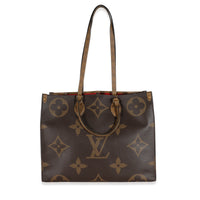 Giant Reverse Monogram Canvas Onthego MM