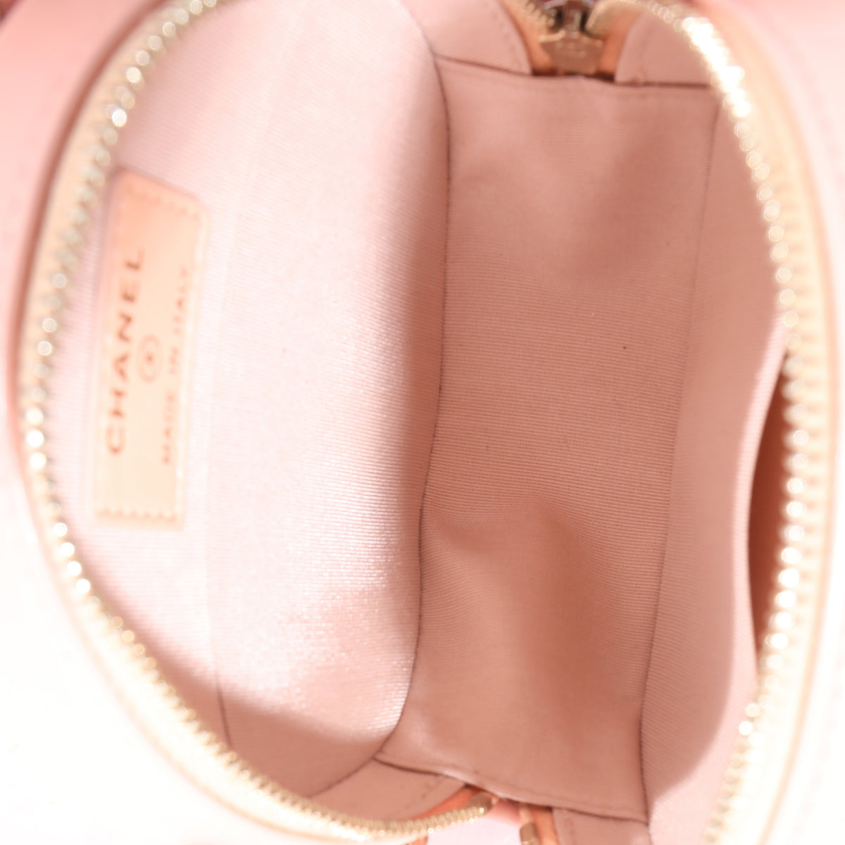 Pink Quilted Calfskin Pearl Round Clutch With Chain