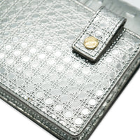 Silver Metallic Patent Micro Cannage 30 Montaigne 2 in 1 Pouch