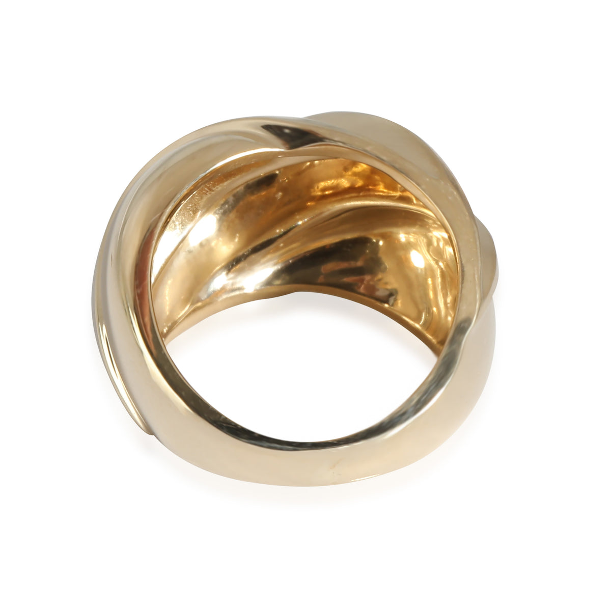 Raised Edge Scalloped Detail Ring in 14K Yellow Gold