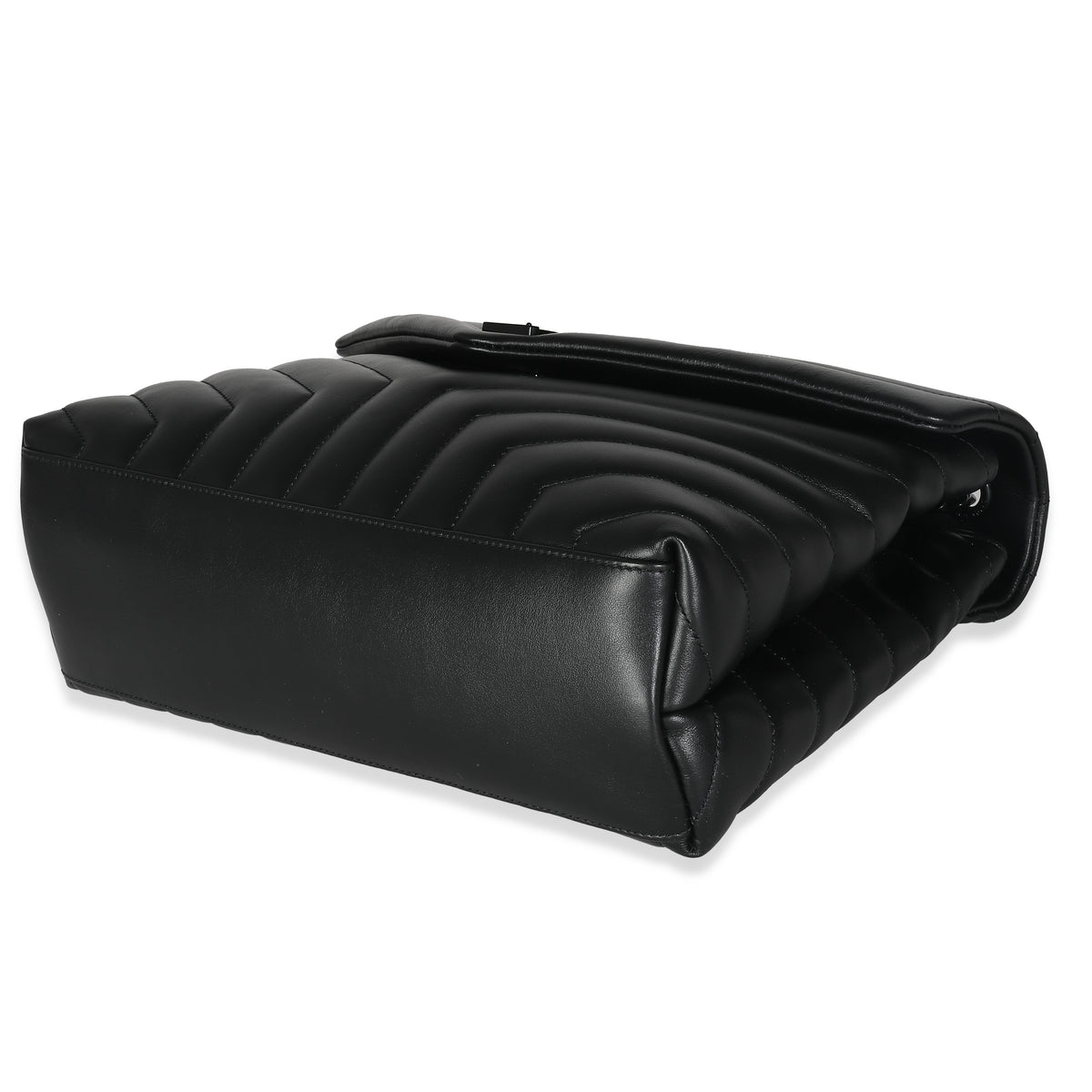 Black Chevron Calfskin Medium Loulou