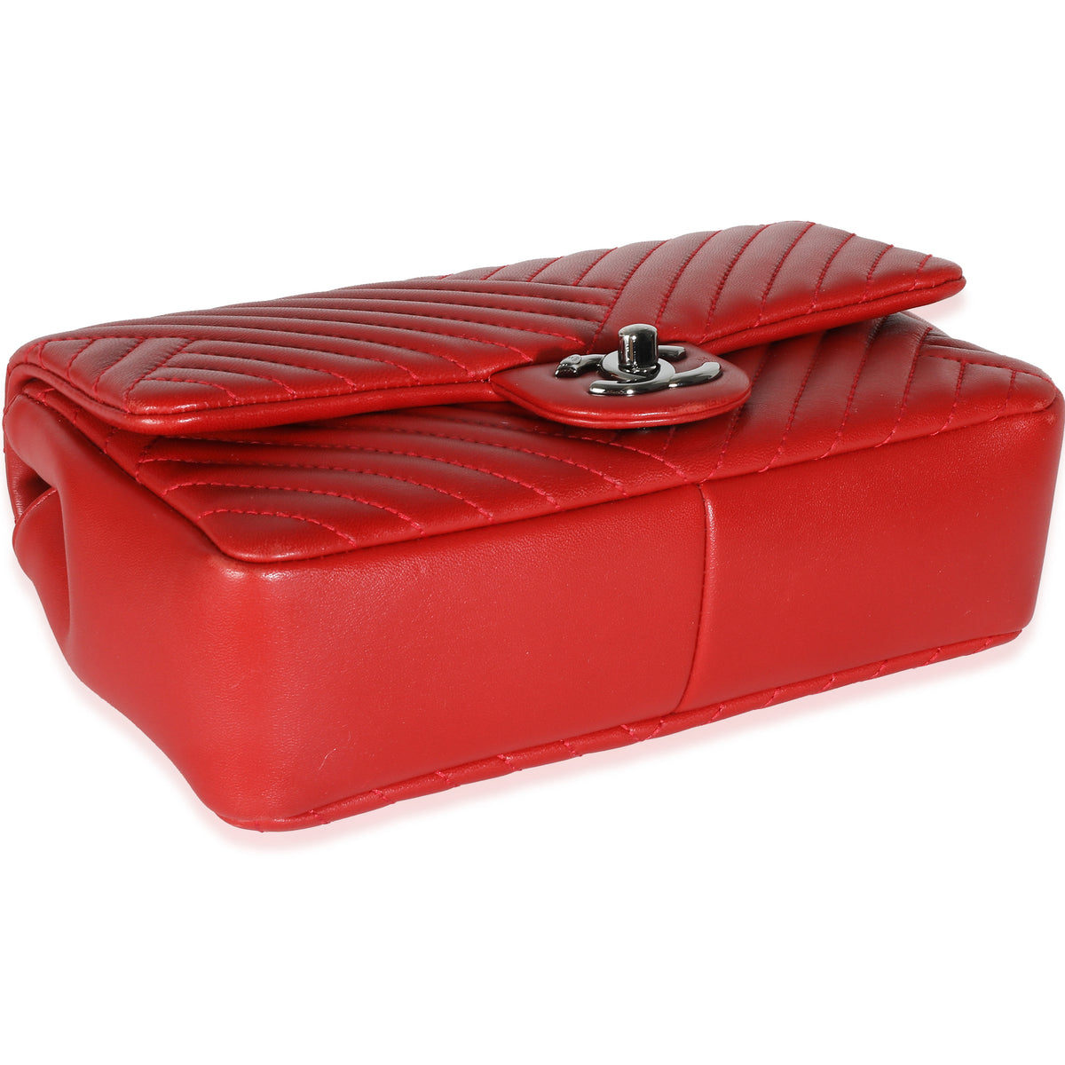 Chanel Red Chevron Lambskin Small CC Crossing Single Flap Bag Handbag clasp