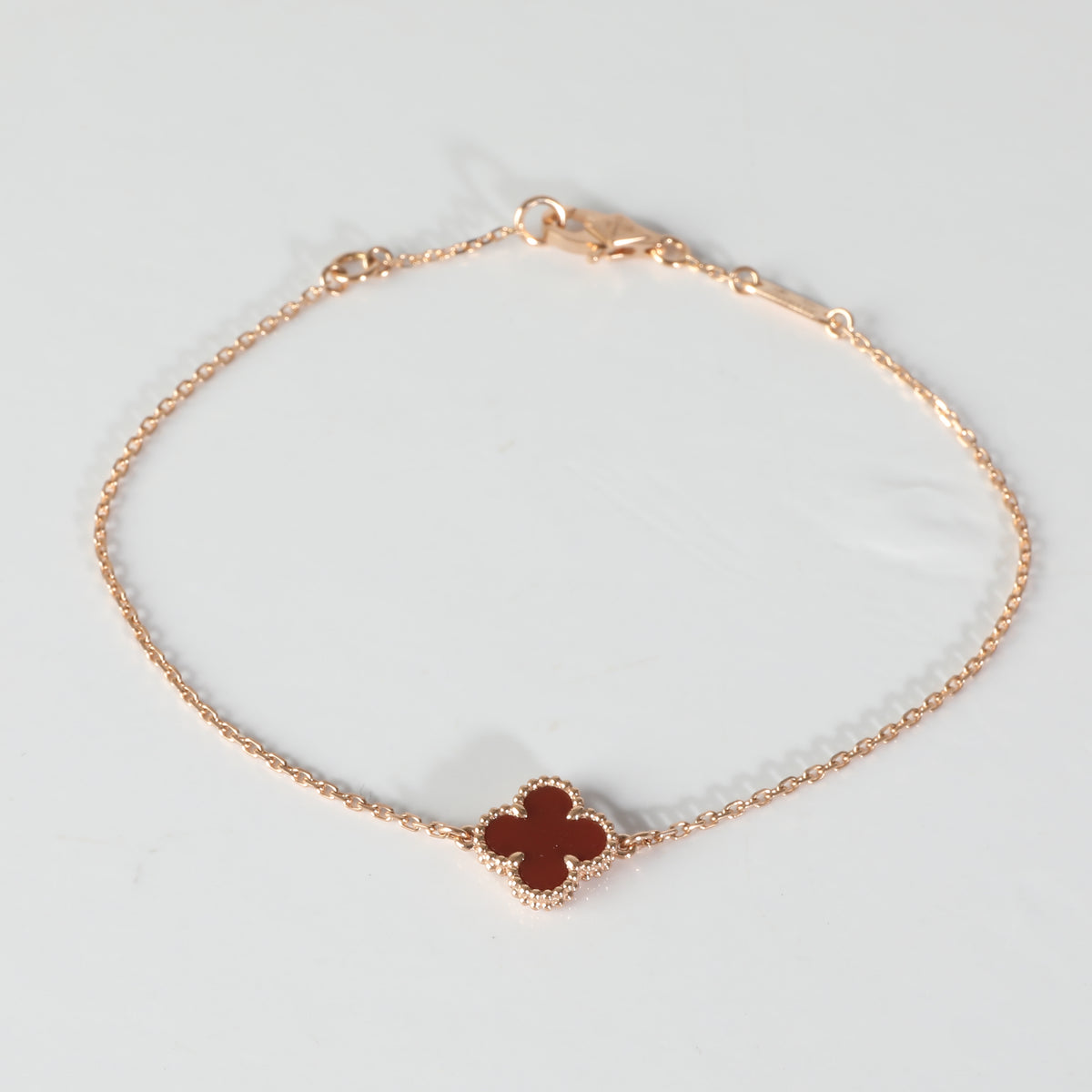 Alhambra Carnelian Bracelet in 18k Rose Gold