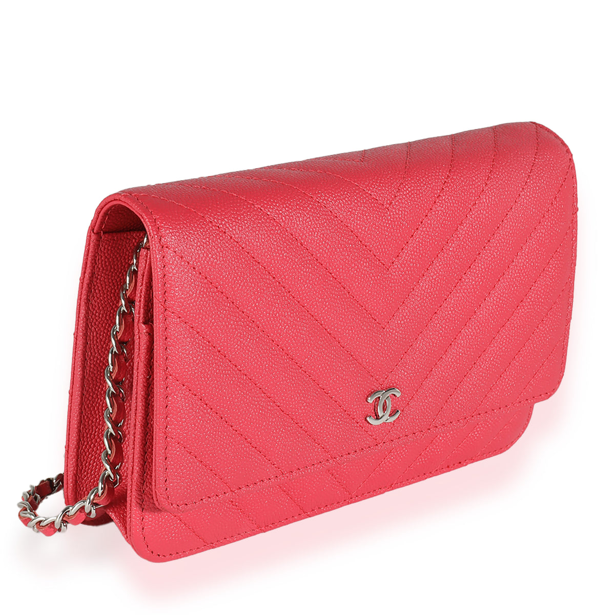 18C Red Chevron Caviar Wallet On Chain