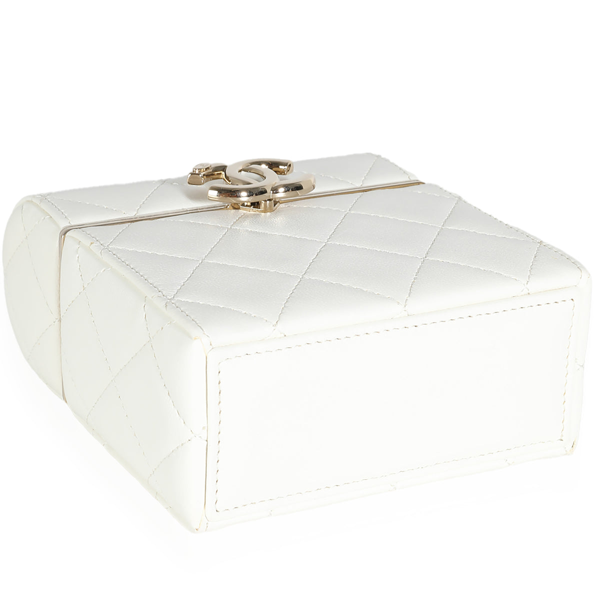 22P White Quilted Lambskin Mini Box Clutch