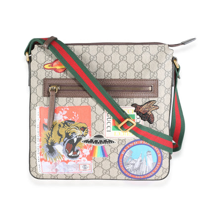 Soft GG Supreme Monogram Courrier Web Medium Flat Messenger