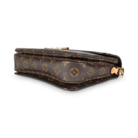 Monogram Canvas Pochette Metis