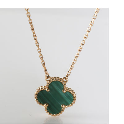 Alhambra Malachite Fashion Pendant in 18k Yellow Gold