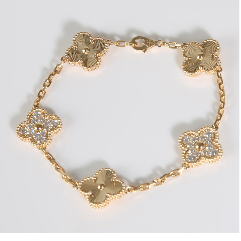 Alhambra Bracelet in 18k Yellow Gold 0.96 CTW