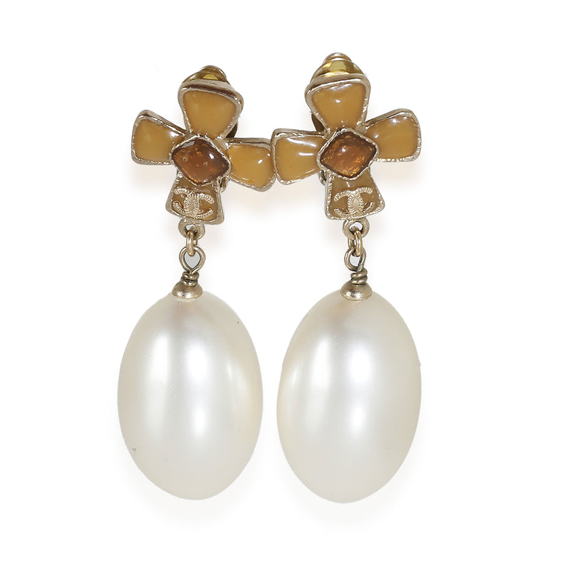 2008 Gripoix Faux Pearl Earring