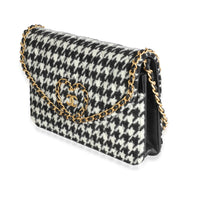 Black White Houndstooth Tweed Heart CC Wallet On Chain