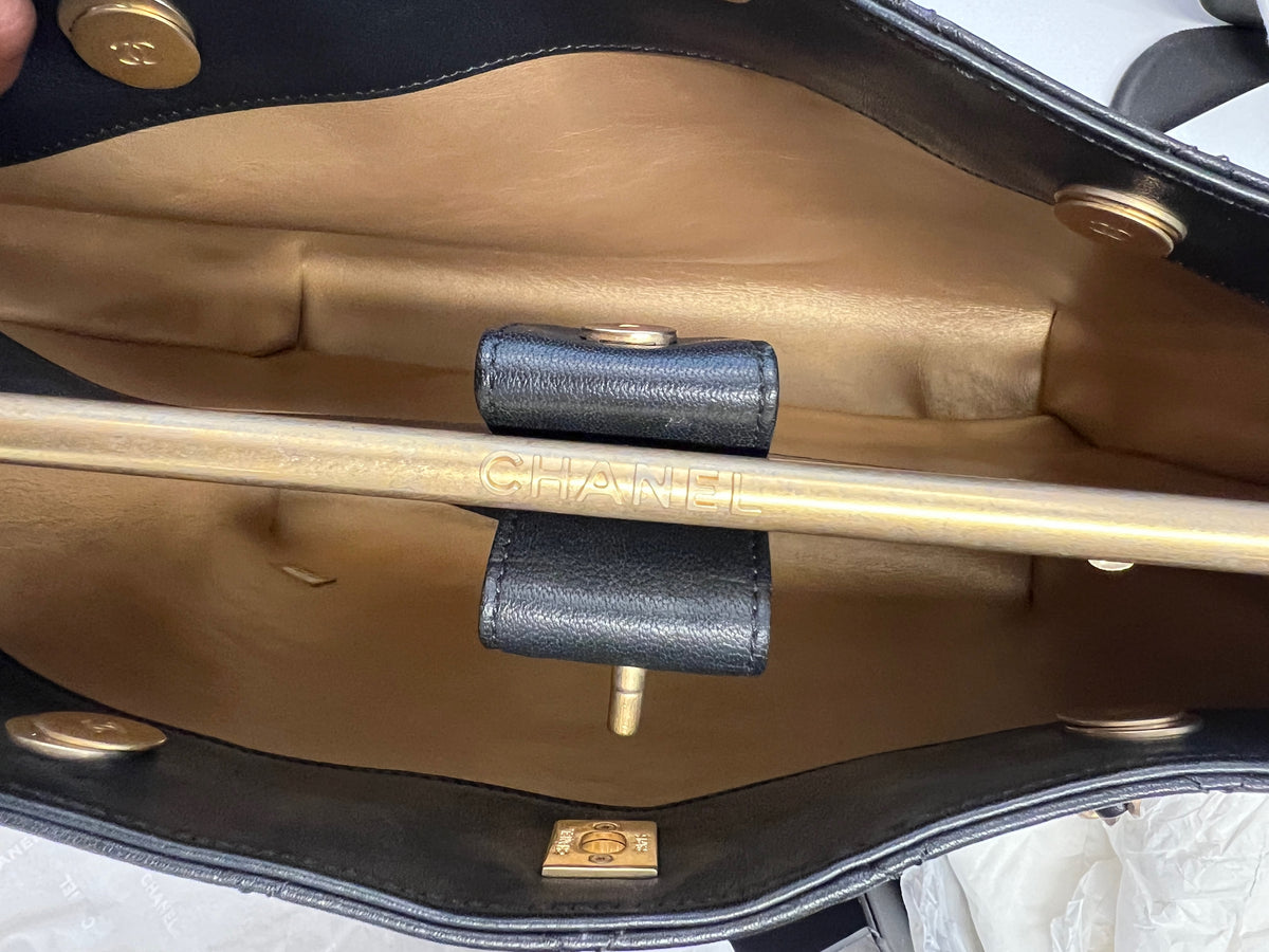 19B Black Quilted Lambskin Large Signature Plate Shopping Tote