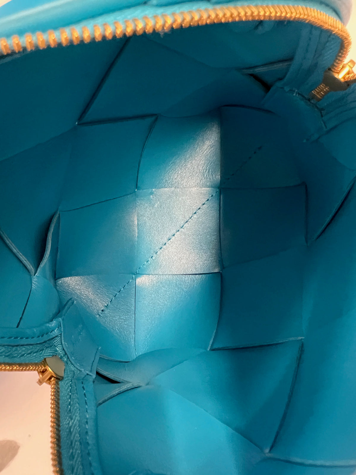 Pool Nappa Intrecciato Mini Cassette Camera Bag