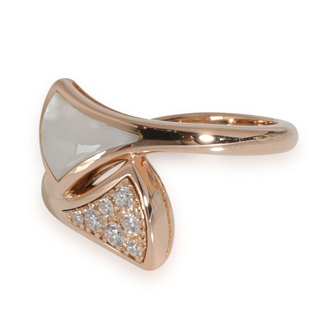 Divas Dream Mother Of Pearl Ring in 18k Yellow Gold 0.08 CTW