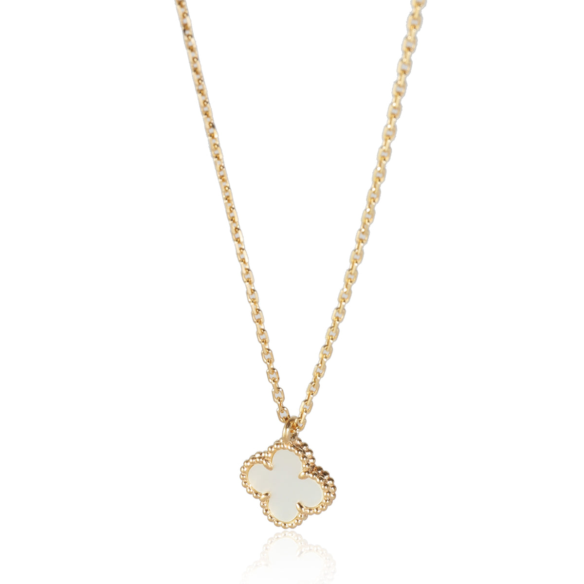 Alhambra Mother Of Pearl Pendant in 18k Yellow Gold