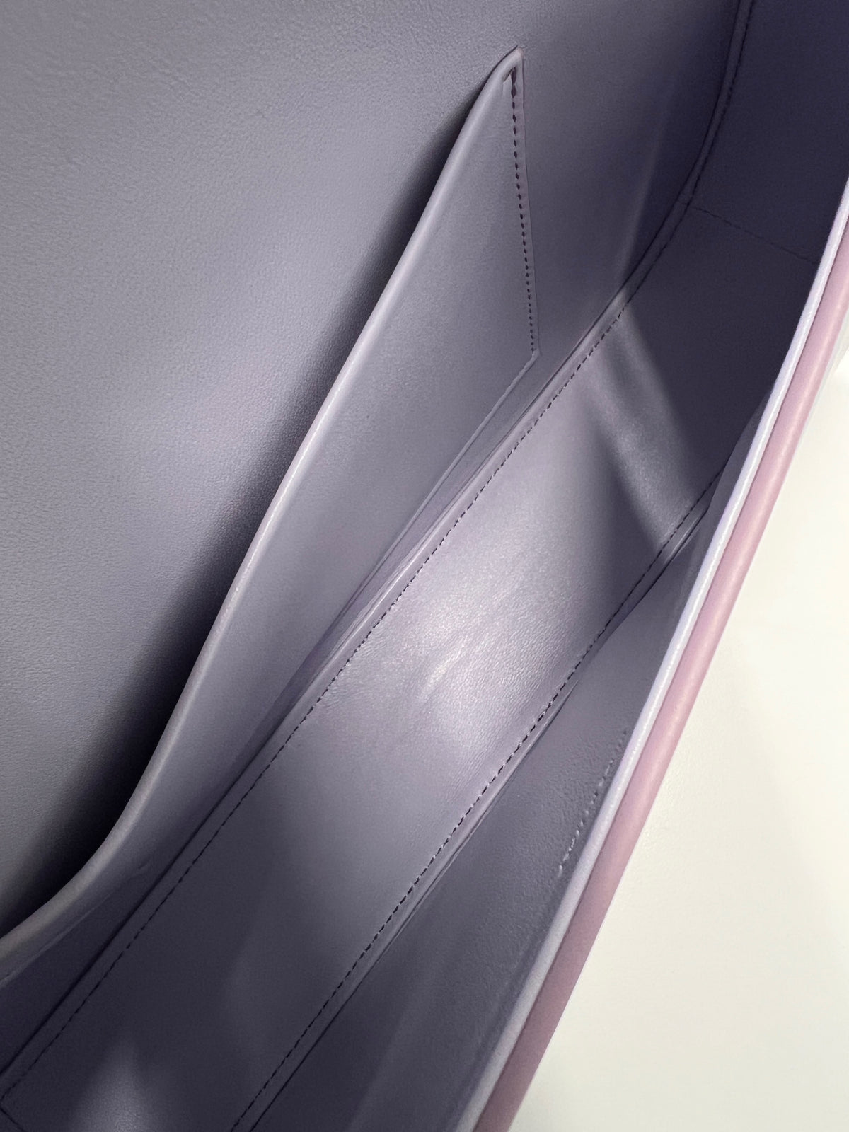 Light Lavender Shiny Calfskin Medium Lola