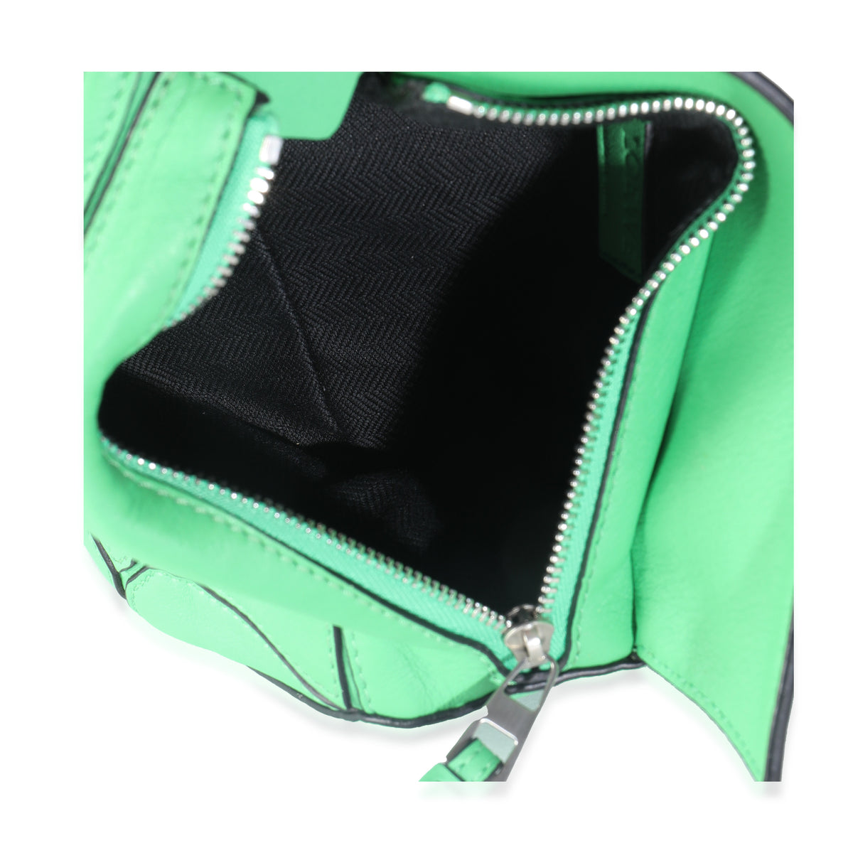 Loewe Jungle Green Calfskin Mini Puzzle Belt Bag Handbag av
