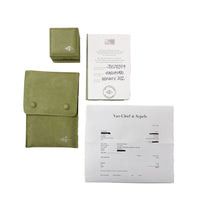 Alhambra Malachite Pendant in 18k Yellow Gold