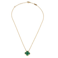 Alhambra Malachite Pendant in 18k Yellow Gold
