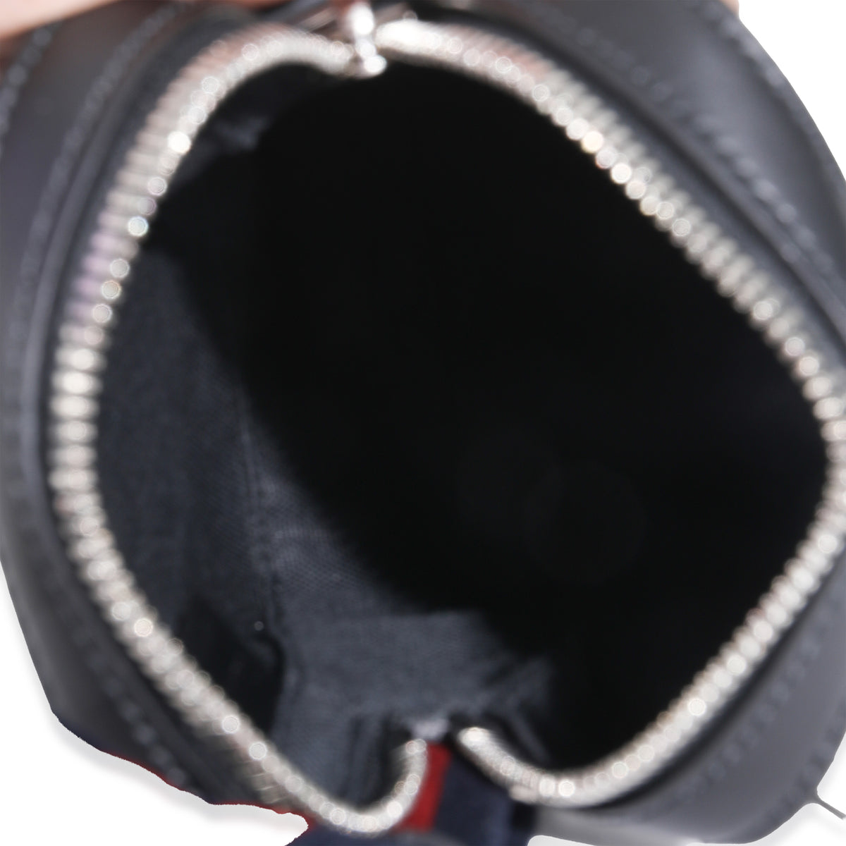 Black GG Supreme Canvas Small Messenger