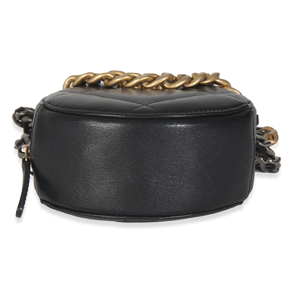 19 Black Quilted Lambskin Round Clutch With Chain