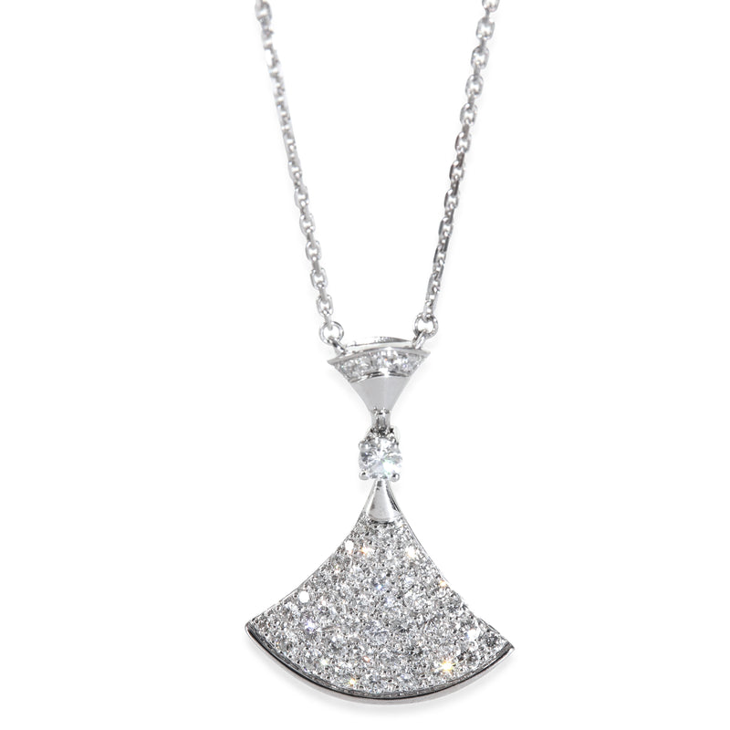 White Gold Diamond Divas Dream Pendant