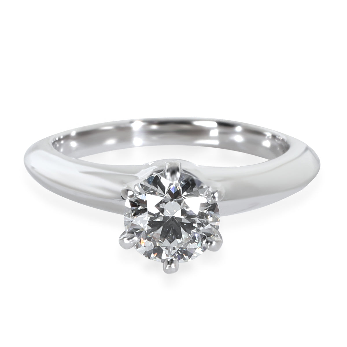 0.69 ct Round Brilliant Diamond Engagement Ring