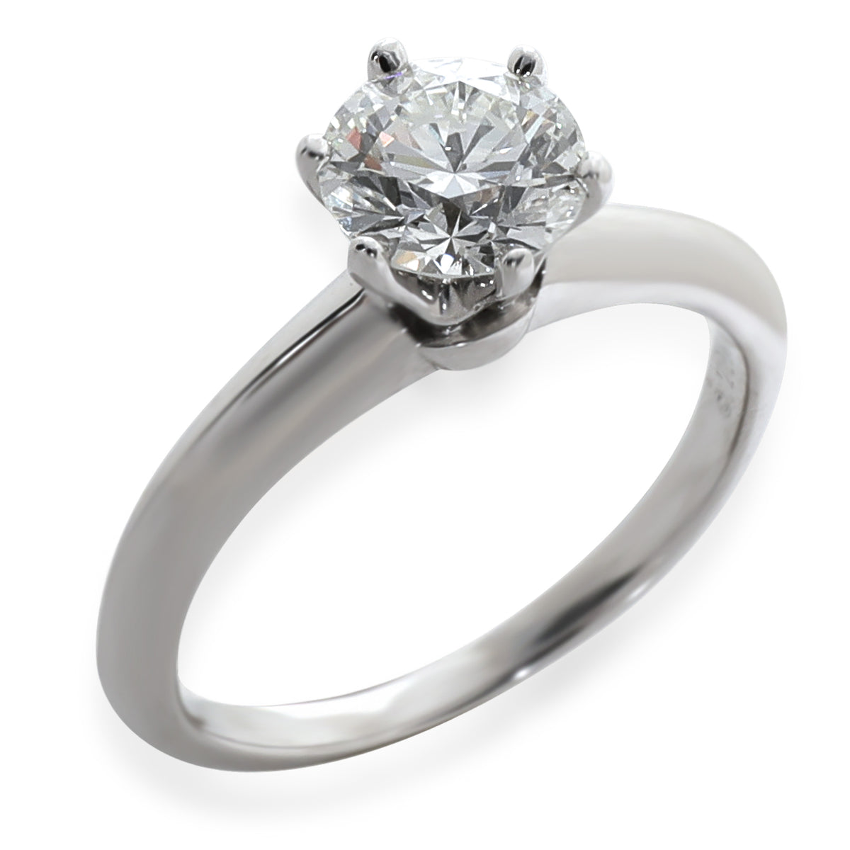 0.92 ct Round Brilliant Diamond Engagement Ring