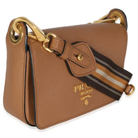 Caramel Vitello Daino Camera Crossbody