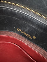 Vintage Black Quilted Lambskin Matelasse Chain Shoulder Bag