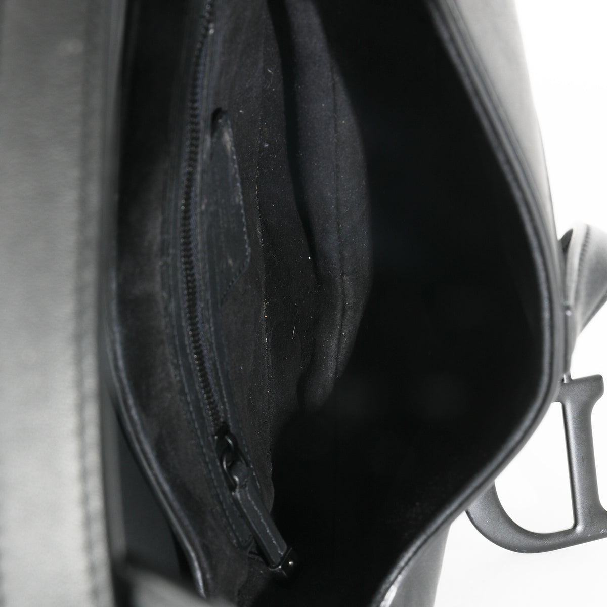 Black Ultra Matte Calfskin Medium Saddle