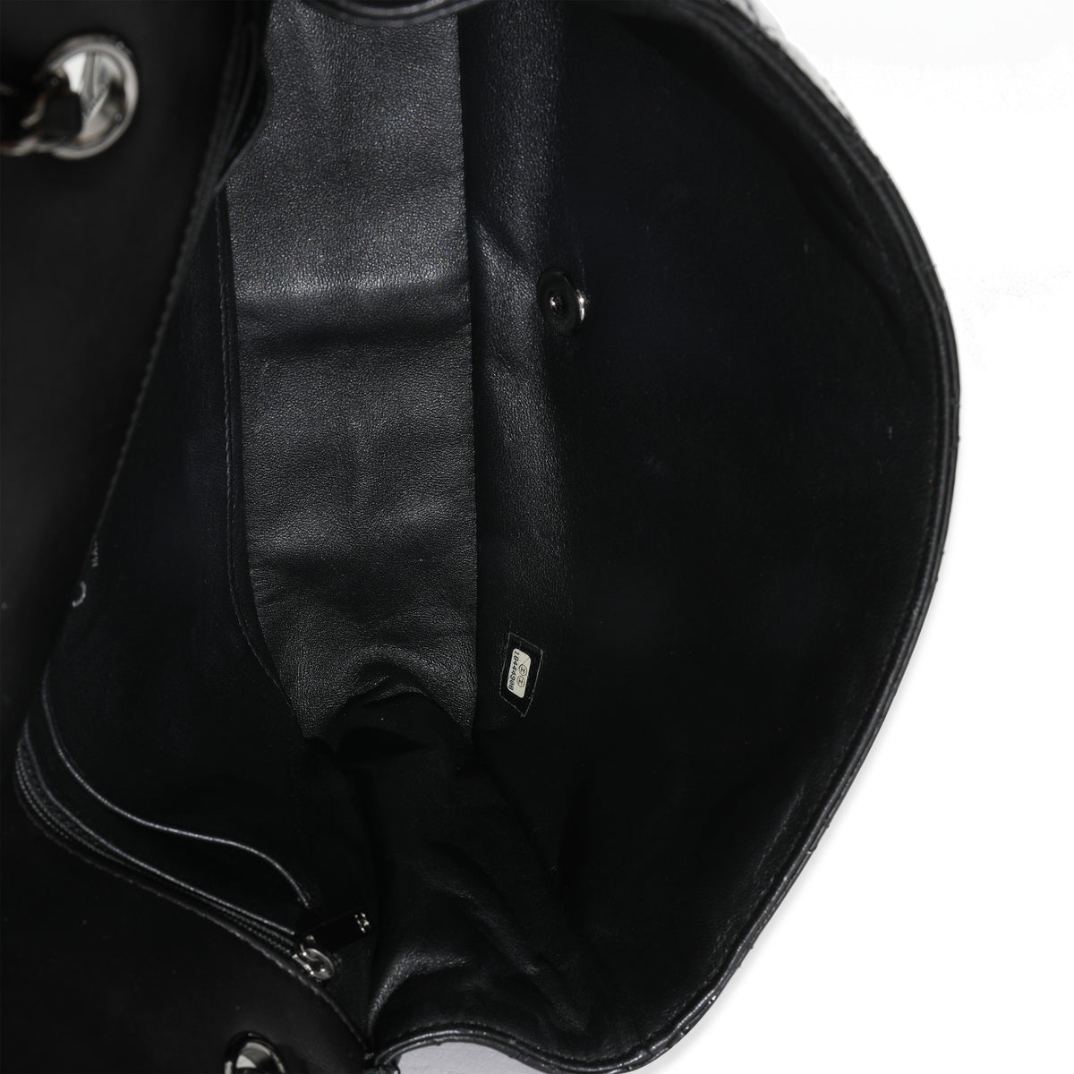 Black Quilted Patent Classic Jumbo Twist Flap Bag