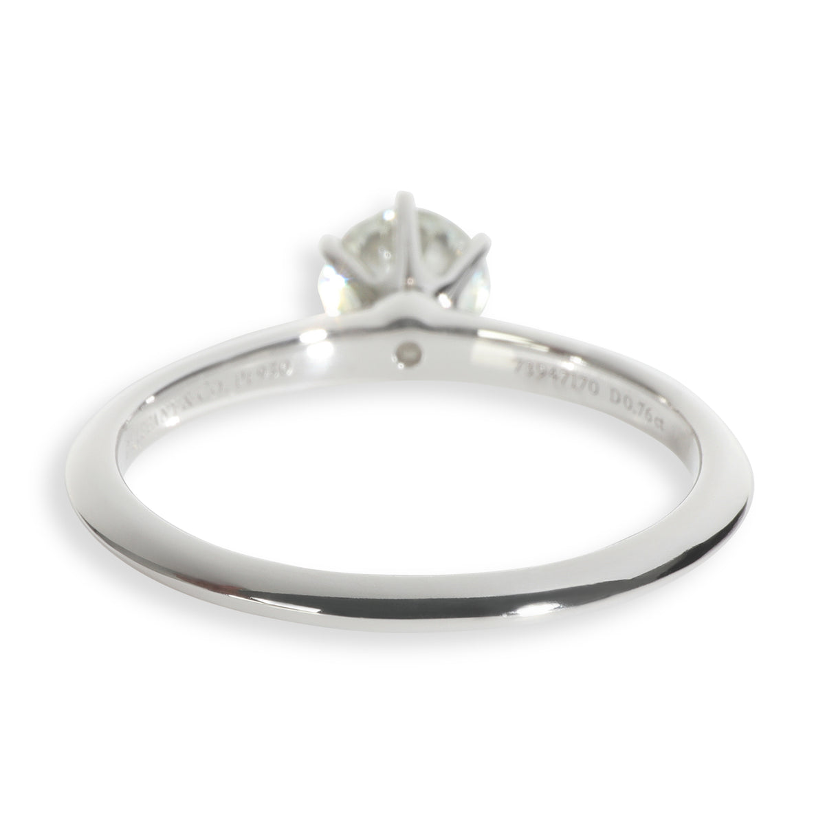 0.76 ct Round Brilliant Diamond Engagement Ring