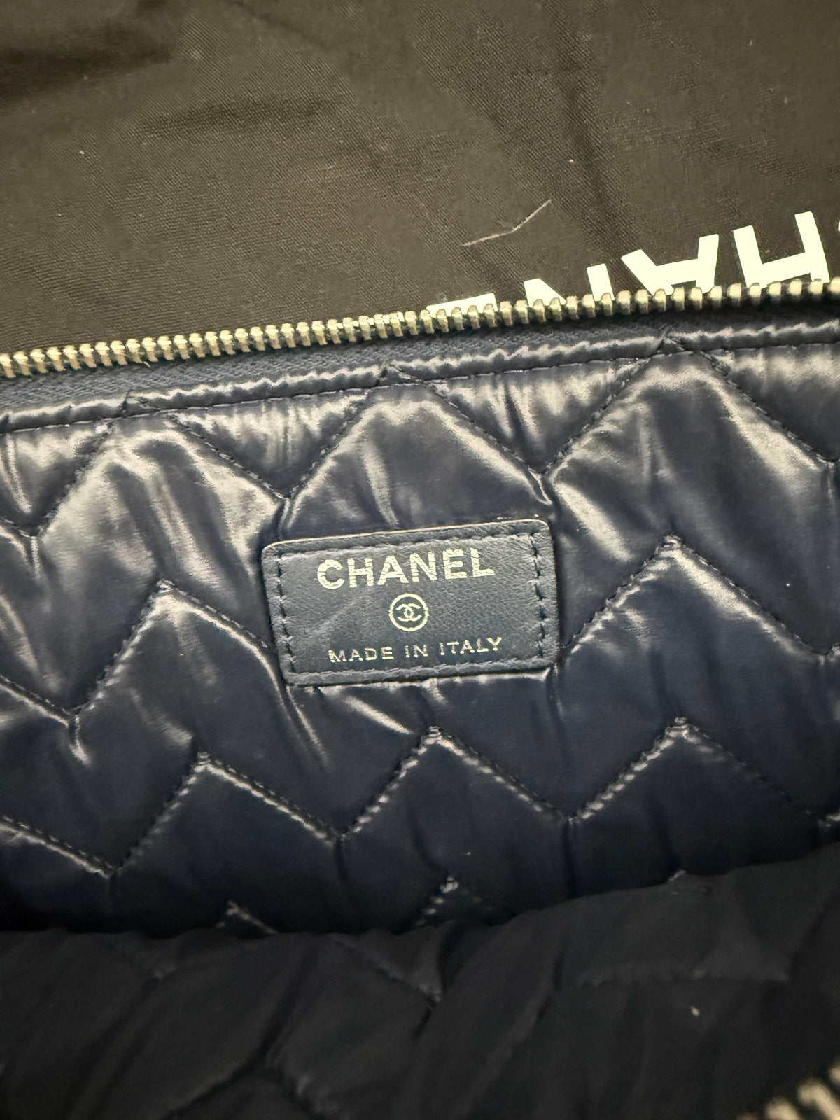 Grey Distressed Patent Medium CC Crossing Cosmetic Case